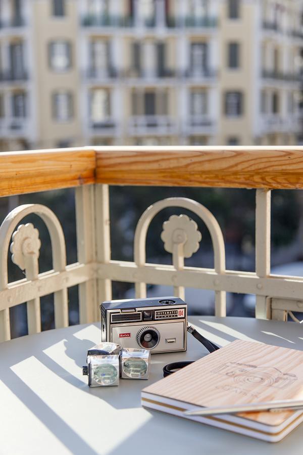 Suitcase Salonic Exterior foto